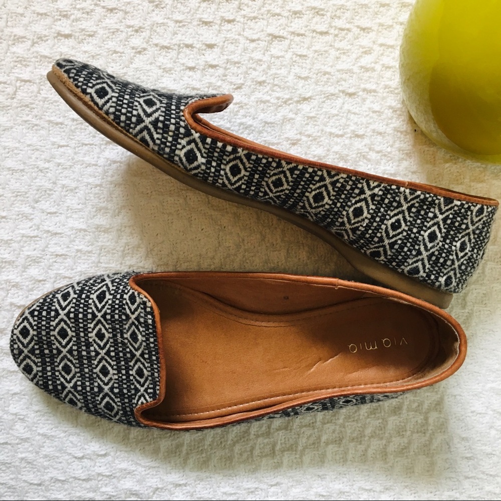 Patterned flats - Picture 3 of 3